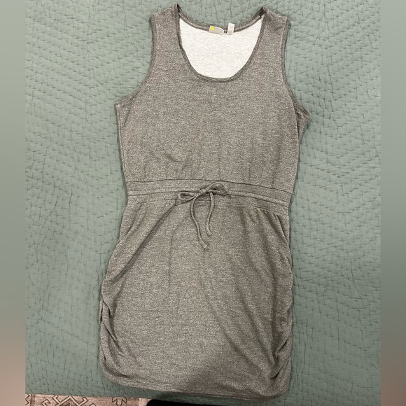 Zella Monica Dress - Picture 2 of 5